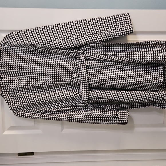 Roxy Black and White Houndstooth Belted Coat - Picture 4 of 7